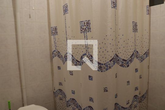 Banheiro de casa à venda com 2 quartos, 50m² em Feitoria, São Leopoldo