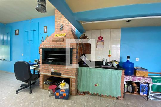 Churrasqueira de casa à venda com 2 quartos, 216m² em Canudos, Novo Hamburgo