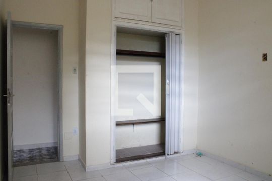 quarto 1 de casa à venda com 4 quartos, 180m² em Engenho de Dentro, Rio de Janeiro