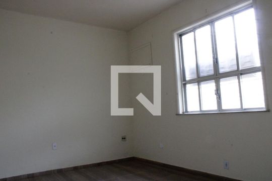 Sala de casa à venda com 4 quartos, 180m² em Engenho de Dentro, Rio de Janeiro