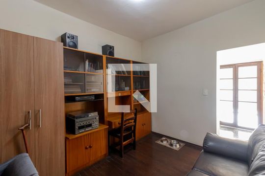 Suíte de casa à venda com 3 quartos, 160m² em Cambuci, São Paulo
