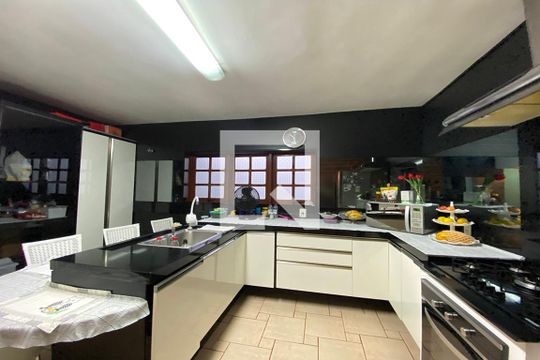 Cozinha de casa à venda com 5 quartos, 223m² em Rondônia, Novo Hamburgo