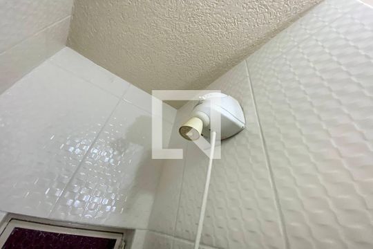 Chuveiro do Banheiro de Serviço de casa à venda com 5 quartos, 223m² em Rondônia, Novo Hamburgo