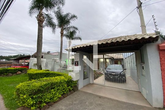 Fachada de casa à venda com 5 quartos, 223m² em Rondônia, Novo Hamburgo