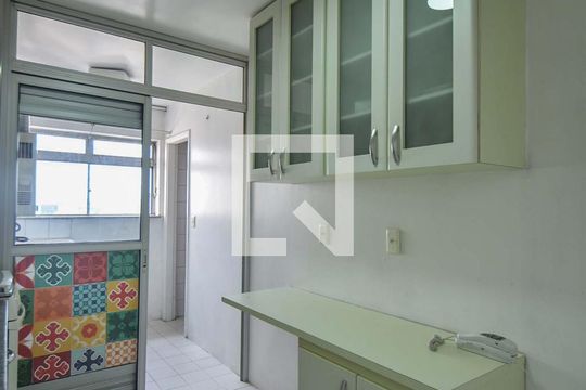 Cozinha de apartamento à venda com 2 quartos, 75m² em Vila Cruzeiro, São Paulo
