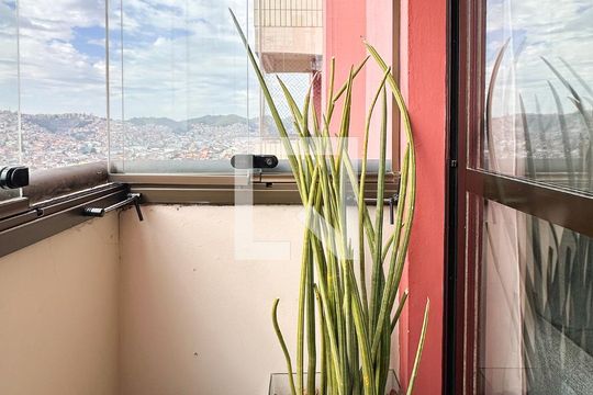 Sacada de apartamento à venda com 3 quartos, 84m² em Santa Terezinha, São Bernardo do Campo
