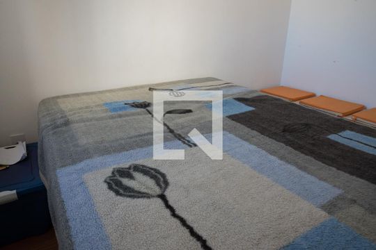Quarto 1 de apartamento para alugar com 2 quartos, 46m² em Bom Retiro, São Paulo