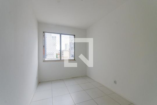 Quarto 2 de apartamento para alugar com 3 quartos, 110m² em Pituba, Salvador