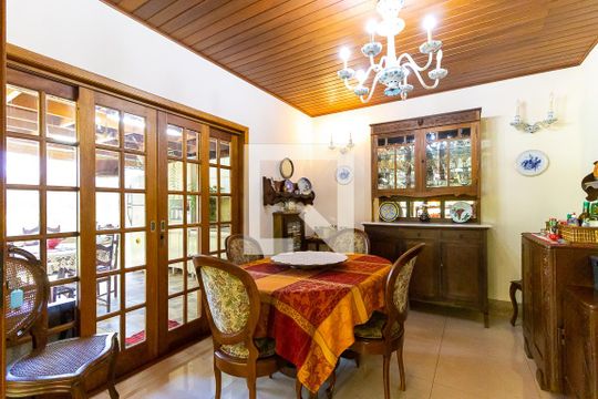 Sala de almoço de casa à venda com 4 quartos, 408m² em Vila Hollândia, Campinas