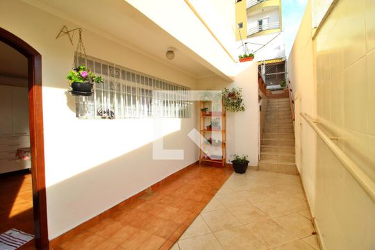 Quintal de casa à venda com 5 quartos, 315m² em Vila Tibiriçá, Santo André