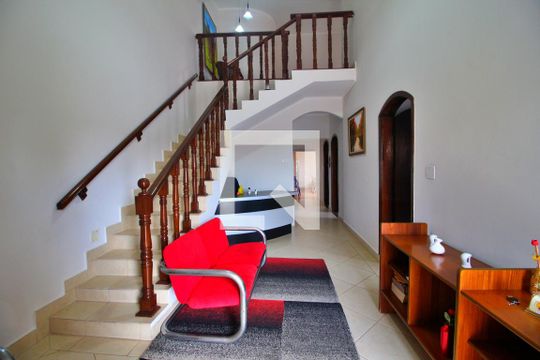 Sala 1 de casa à venda com 5 quartos, 315m² em Vila Tibiriçá, Santo André