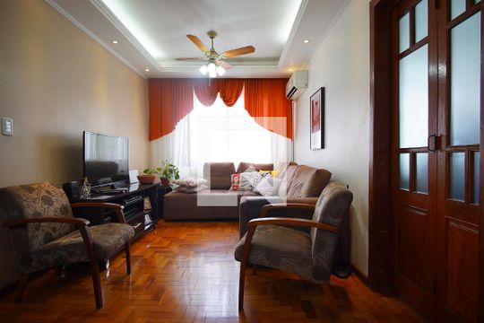 Apartamento à venda com 3 quartos, 98m² em Vila Ipiranga, Porto Alegre