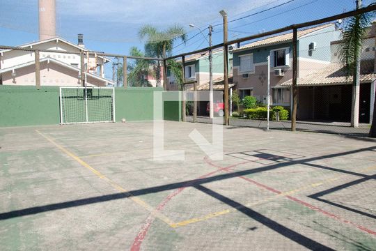 Quadra esportiva de casa à venda com 4 quartos, 95m² em Harmonia, Canoas