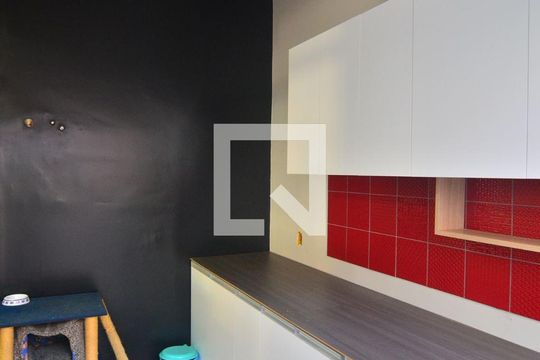Área de serviço de casa à venda com 4 quartos, 95m² em Harmonia, Canoas