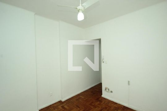 Sala de apartamento à venda com 2 quartos, 50m² em Glória, Rio de Janeiro