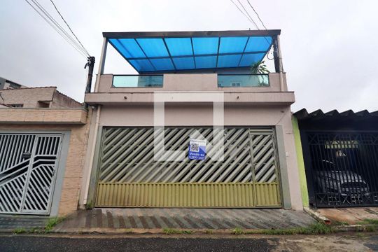 Fachada de casa à venda com 5 quartos, 229m² em Parque Novo Oratório, Santo André
