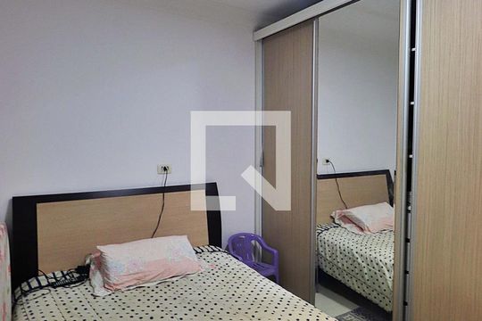 Quarto 1 de casa à venda com 5 quartos, 229m² em Parque Novo Oratório, Santo André