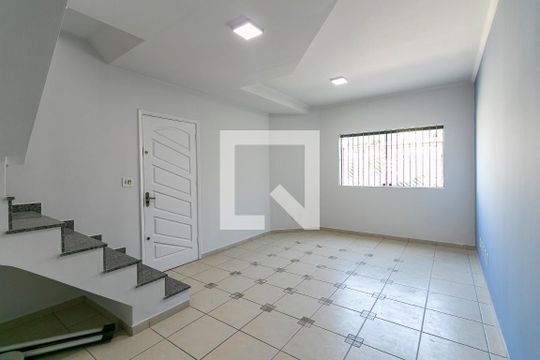 Sala de casa à venda com 3 quartos, 108m² em Vila Carrao, São Paulo
