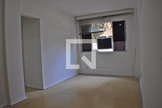Apartamento à venda com 1 quarto, 57m² em Freguesia de Jacarepaguá, Rio de Janeiro