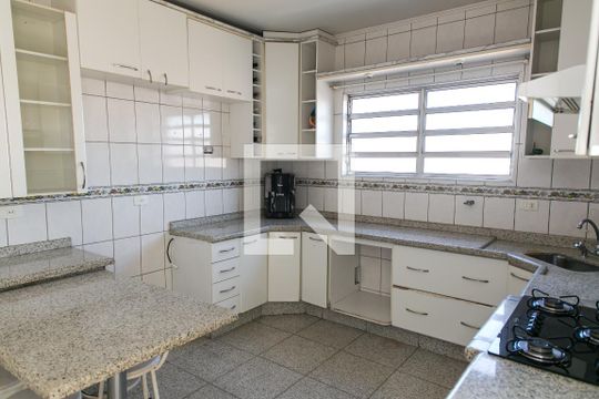 Cozinha de casa à venda com 3 quartos, 217m² em Vila Nova Mazzei, São Paulo