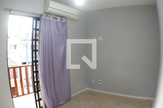 Quarto 1 de casa para alugar com 3 quartos, 199m² em Taquara, Rio de Janeiro