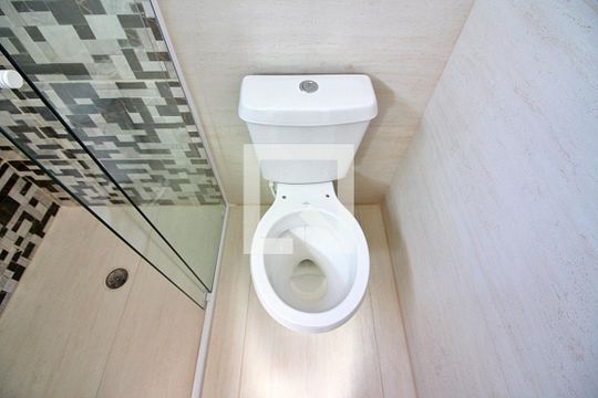 Banheiro Social de casa de condomínio para alugar com 1 quarto, 36m² em Assunção, São Bernardo do Campo