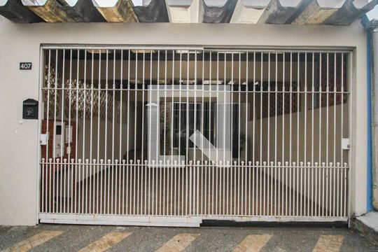 Fachada de casa para alugar com 2 quartos, 148m² em Vila Zat, São Paulo