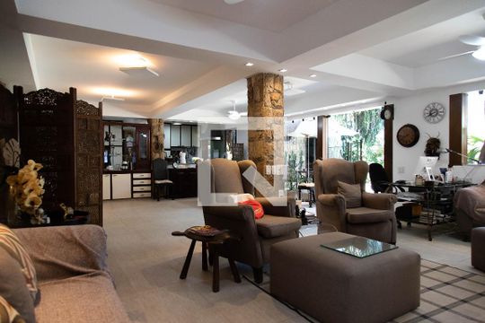 Sala 1 de casa à venda com 7 quartos, 1200m² em Recreio dos Bandeirantes, Rio de Janeiro