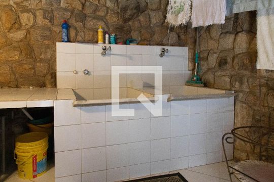 Lavandeira de casa à venda com 7 quartos, 1200m² em Recreio dos Bandeirantes, Rio de Janeiro