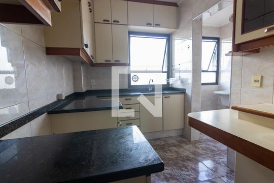 Cozinha de apartamento à venda com 2 quartos, 72m² em São Bernardo, Campinas