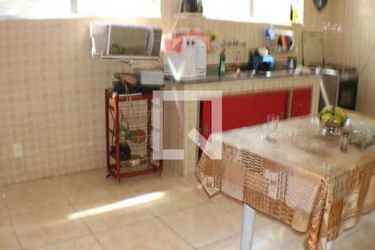 Cozinha de casa à venda com 3 quartos, 167m² em Taquara, Rio de Janeiro