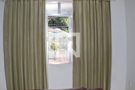 Sala de casa à venda com 3 quartos, 167m² em Taquara, Rio de Janeiro
