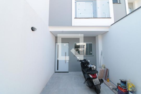 Garagem de casa à venda com 2 quartos, 70m² em Cidade Mãe do Céu, São Paulo