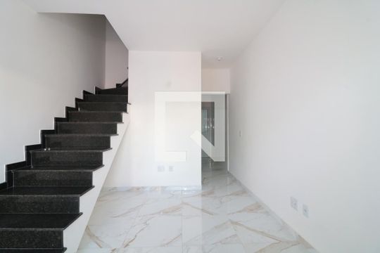 Sala  de casa à venda com 2 quartos, 70m² em Cidade Mãe do Céu, São Paulo
