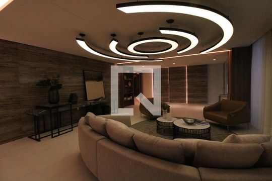 Hall de entrada de apartamento à venda com 2 quartos, 70m² em Jardim das Acácias, São Paulo