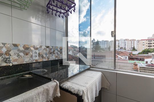 Area de serviço de apartamento à venda com 2 quartos, 73m² em Jardim Itu, Porto Alegre