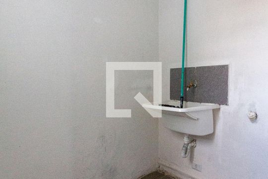Área de Serviço de casa para alugar com 1 quarto, 68m² em Jardim Planalto, São Paulo
