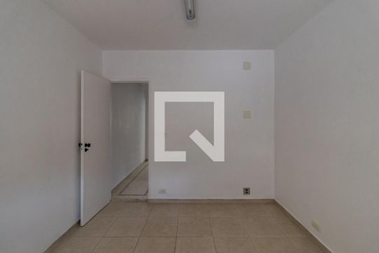 Quarto 1 de casa para alugar com 2 quartos, 65m² em Vila Olímpia, São Paulo