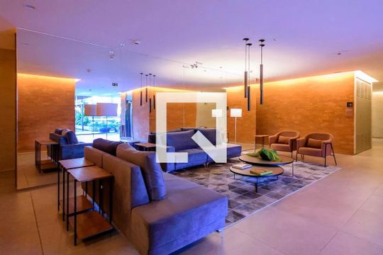 Área comum de kitnet/studio para alugar com 1 quarto, 38m² em Teresópolis, Porto Alegre