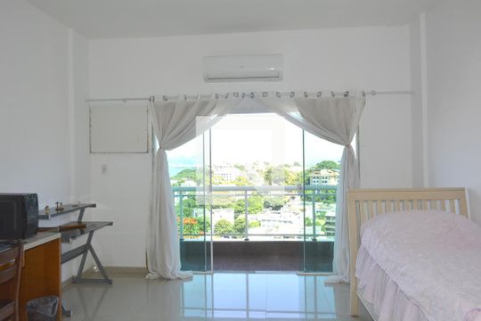 Quarto 4 - Suíte de casa para alugar com 5 quartos, 350m² em Jardim Guanabara, Rio de Janeiro