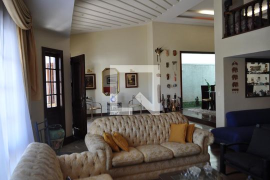 Sala de Estar de casa à venda com 5 quartos, 500m² em Anil, Rio de Janeiro
