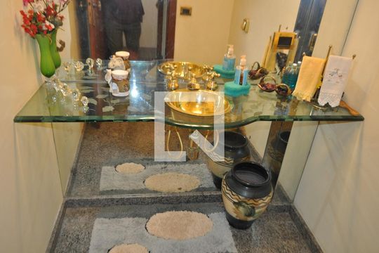 Lavabo de casa à venda com 5 quartos, 500m² em Anil, Rio de Janeiro