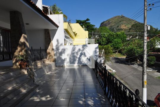 Varanda da Sala de casa à venda com 5 quartos, 500m² em Anil, Rio de Janeiro