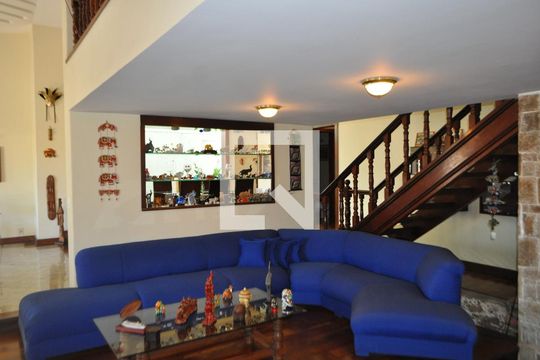 Sala de Estar de casa à venda com 5 quartos, 500m² em Anil, Rio de Janeiro