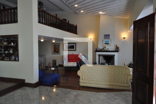 Sala de Estar de casa à venda com 5 quartos, 500m² em Anil, Rio de Janeiro