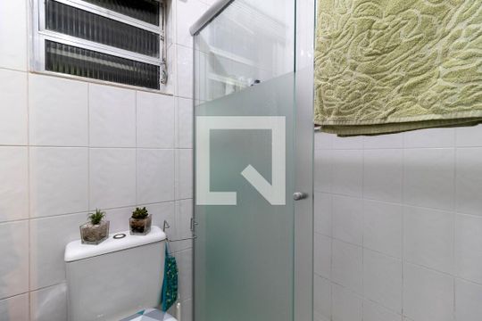 Banheiro da Suíte 1 de casa para alugar com 3 quartos, 350m² em Vila Boacava, São Paulo