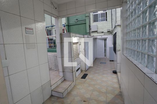 Hall de Entrada de apartamento à venda com 2 quartos, 45m² em Conjunto Habitacional Padre José de Anchieta, São Paulo