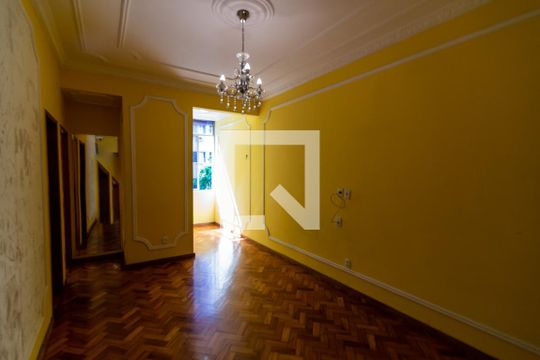 Sala de apartamento à venda com 2 quartos, 70m² em Tijuca, Rio de Janeiro