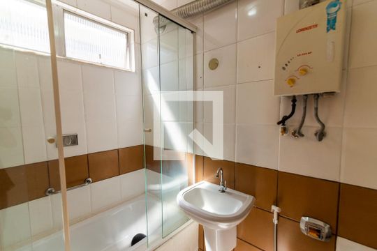 Banheiro de apartamento à venda com 2 quartos, 70m² em Tijuca, Rio de Janeiro