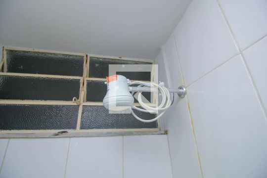 Chuveiro de apartamento à venda com 1 quarto, 40m² em Botafogo, Rio de Janeiro